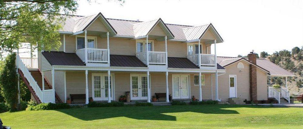 Bryce Canyon Livery Bed & Breakfast Tropic Exterior photo